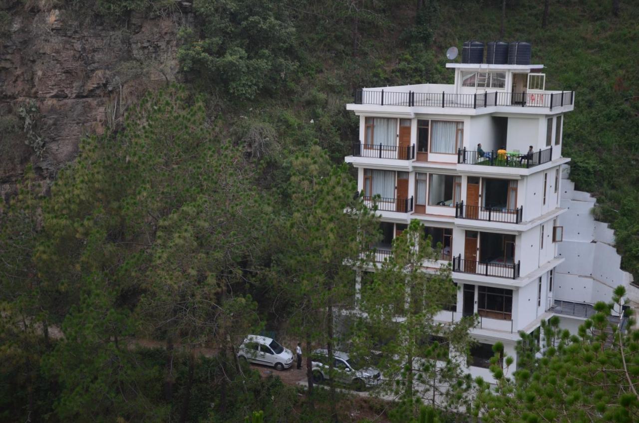 Hotel The Paal Shimla Bagian luar foto