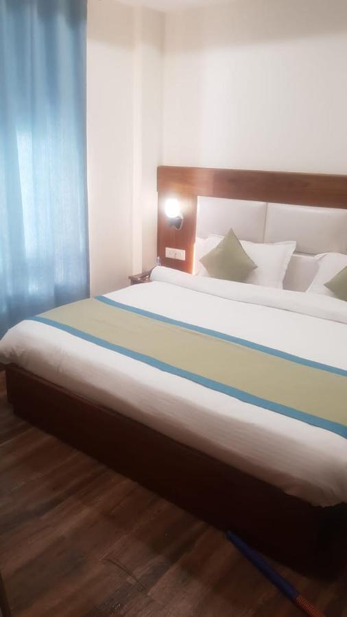 Hotel The Paal Shimla Bagian luar foto